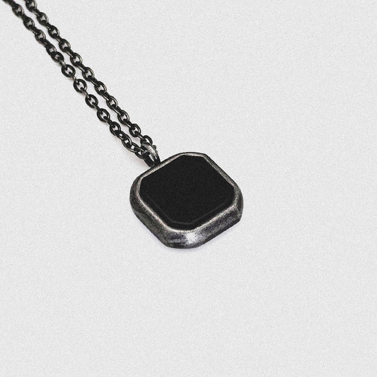 Onyx Heritage Pendant